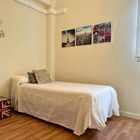 Dos Torres Valinor - Plaza Del Pilar Apartment