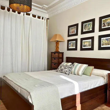 Dos Torres Valinor - Plaza Del Pilar Apartment